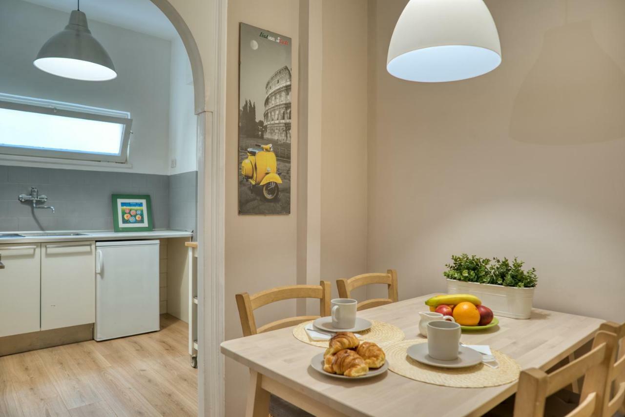 Apartament Domus Claudia Rzym Zewnętrze zdjęcie